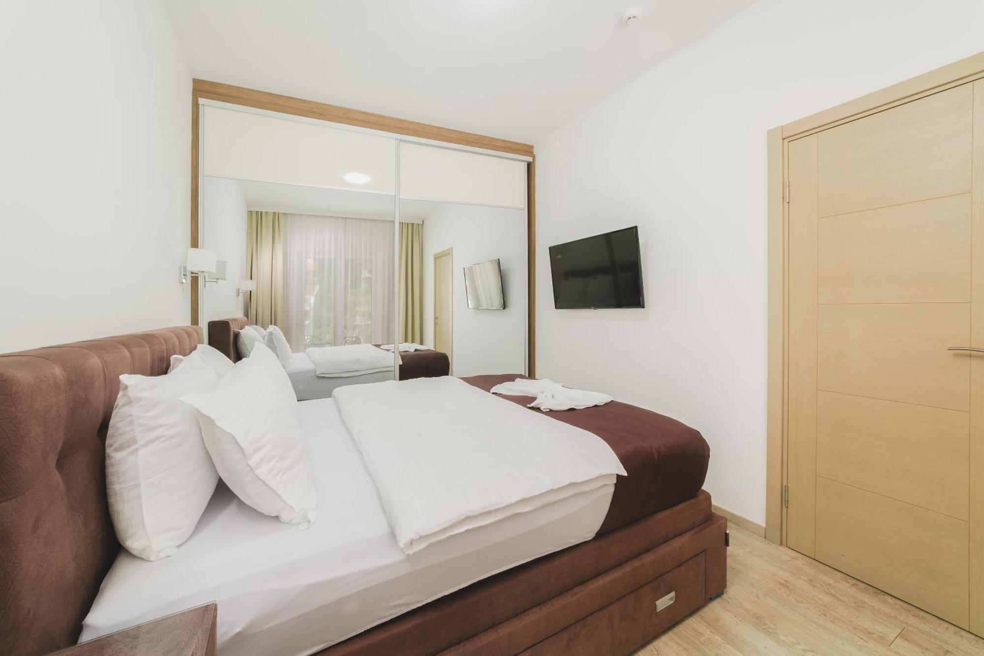 Hotel 219 Будва Екстериор снимка