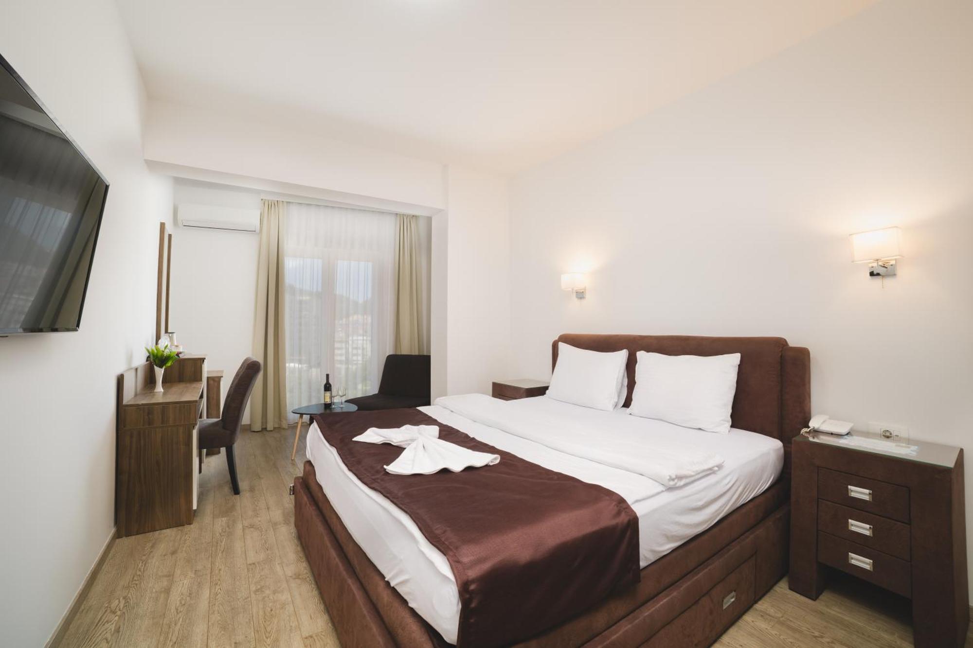 Hotel 219 Будва Екстериор снимка
