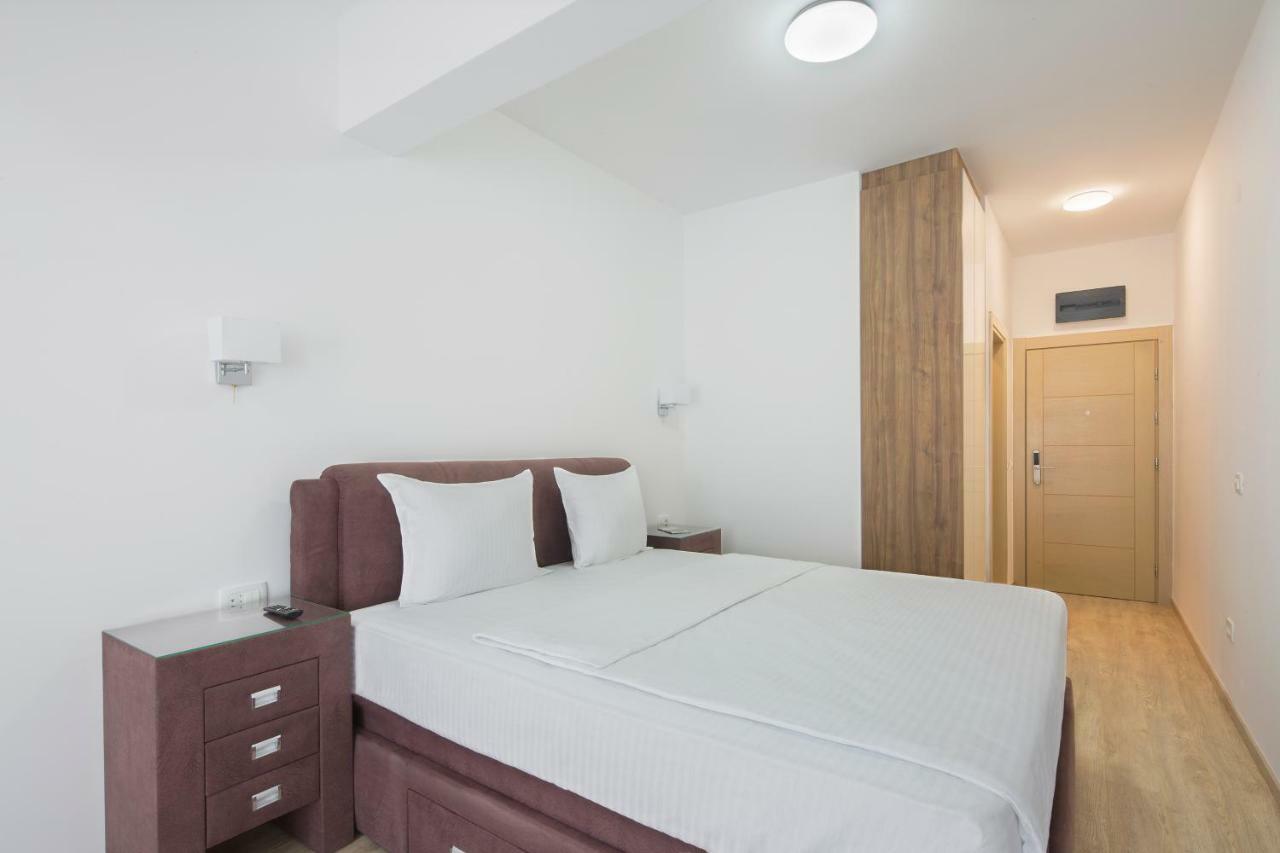 Hotel 219 Будва Екстериор снимка